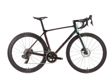 Giant TCR Advanced Pro Disc Sram Rival AXS Disc Road Bike 2024