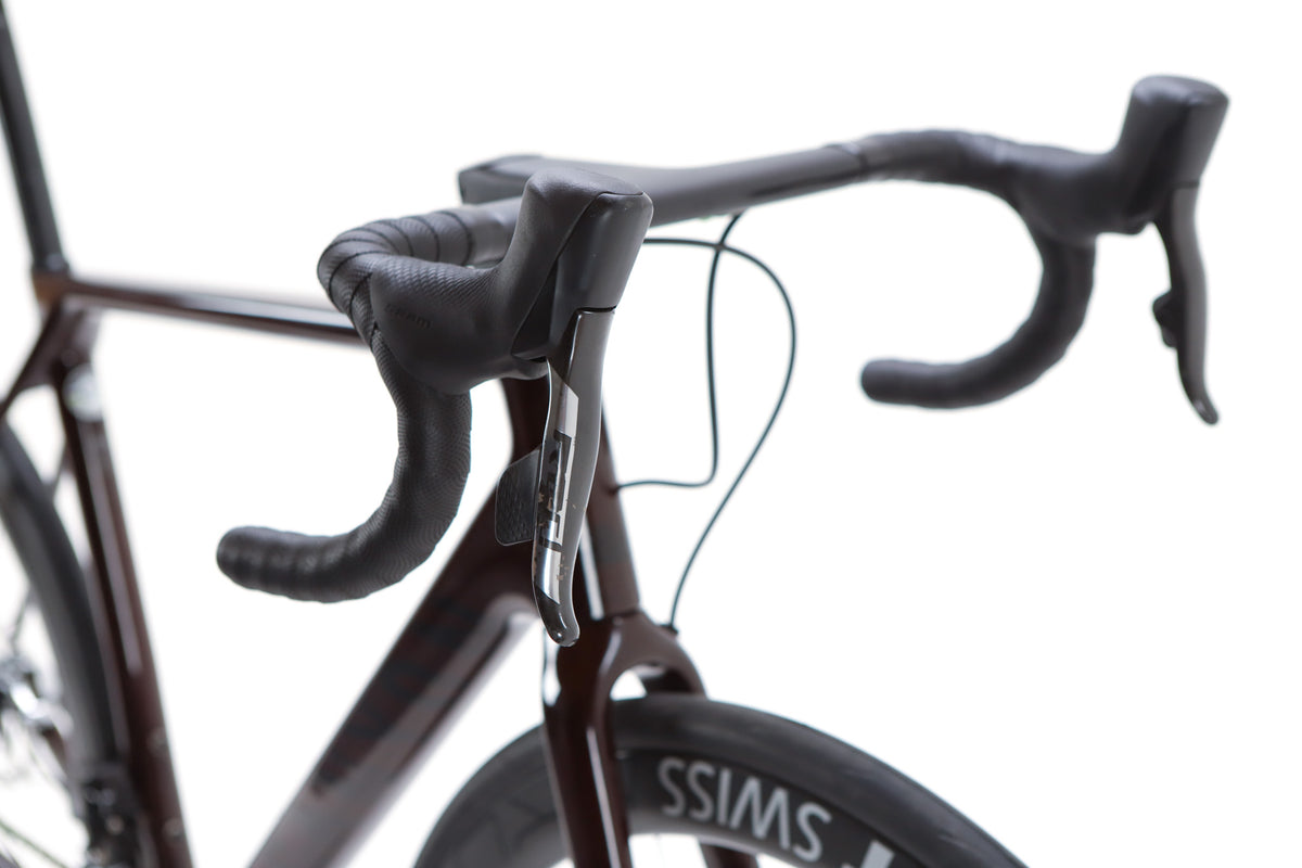 Canyon Endurace CF SLX Sram Red eTap AXS Disc Road Bike 2022, Size Medium