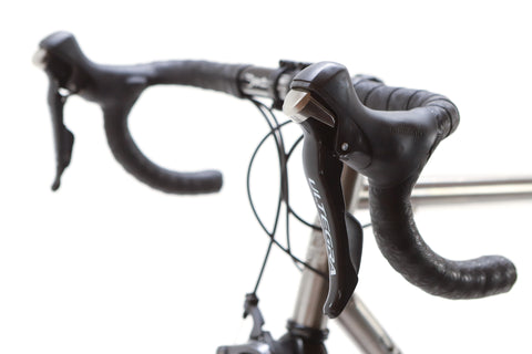 Seven Axiom S Shimano Ultegra Disc Road Bike 2018, Size 58cm
