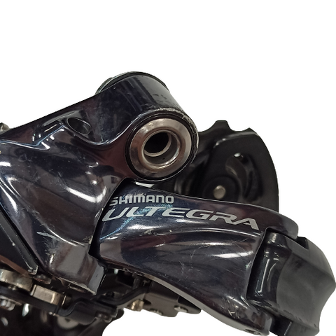 Shimano Ultegra Di2 R6870 Partial Rim Groupset