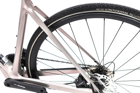 Scott Addict 30 Shimano 105 Disc Road Bike 2023, Size Medium