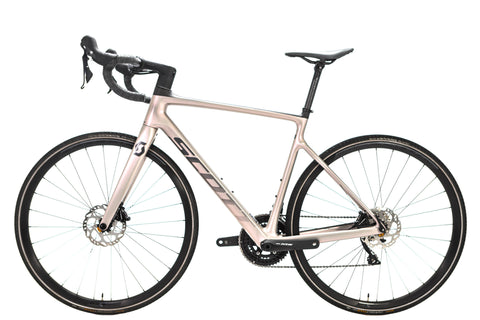 Scott Addict 30 Shimano 105 Disc Road Bike 2023, Size Medium