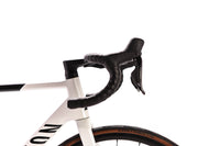 Canyon Ultimate CF SL 7 Shimano 105 Di2 Disc Road Bike 2023, Size Medium
