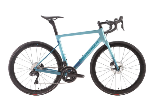 Boardman SLR 9.6 Shimano Ultegra Di2 Disc Road Bike 2023, Size Medium