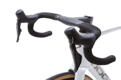 Pinarello Dogma F Shimano Dura-Ace Di2 Disc Road Bike 2025, Size 57.5cm