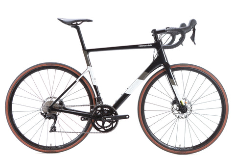 Cannondale SuperSix EVO Shimano 105 Disc Road Bike 2021, Size 56cm