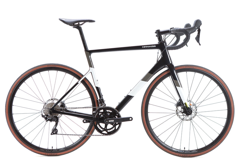 Cannondale SuperSix EVO Shimano 105 Disc Road Bike 2021, Size 56cm