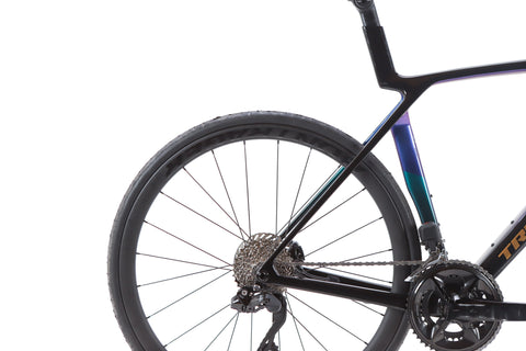 Trek Madone SL Gen 8 Shimano 105 Di2 Disc Road Bike 2025, Size M/L