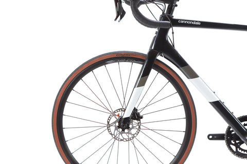 Cannondale SuperSix EVO Shimano 105 Disc Road Bike 2021, Size 56cm