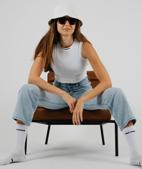 Deià Studios Signature Base - Womens