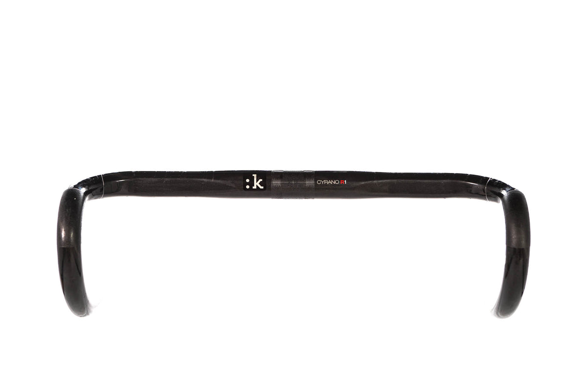 Fizik Cyrano R1 Carbon Handlebars, 44cm