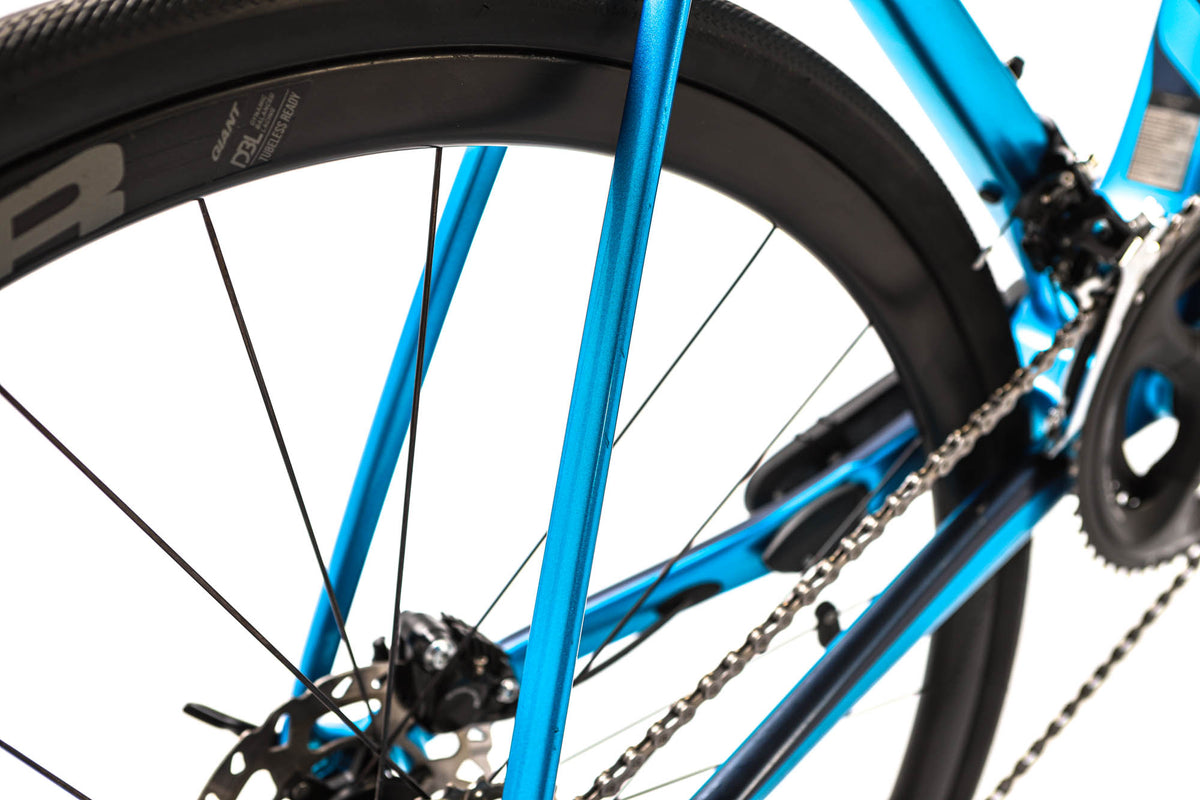 Giant Defy Advanced Pro 3 Shimano 105 Disc Road Bike 2020, Size ML
