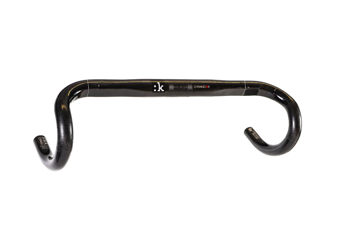 Fizik Cyrano R1 Carbon Handlebars, 42cm
