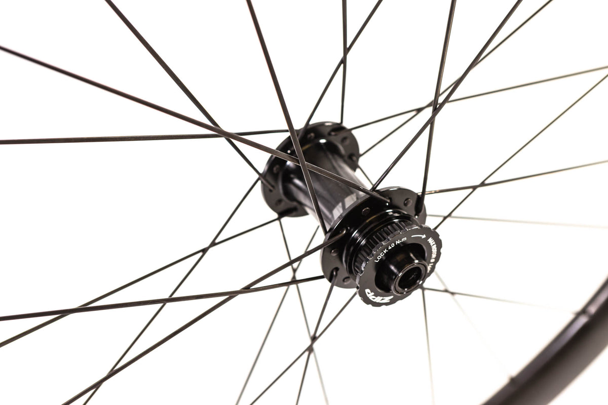 Zipp 303 s Disc Wheelset, Shimano Freehub
