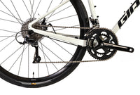Giant Revolt 2 Shimano Sora Disc Gravel Bike 2022, Size Medium