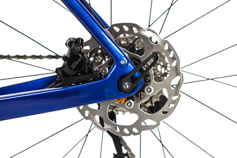 Trek Domane SL6 Gen 4 Disc Shimano 105 Di2 Road Bike 2023, Size 52cm