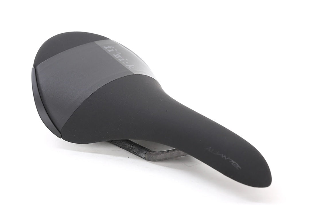 Fizik Aliante R1 Carbon Braided Saddle, 138mm
